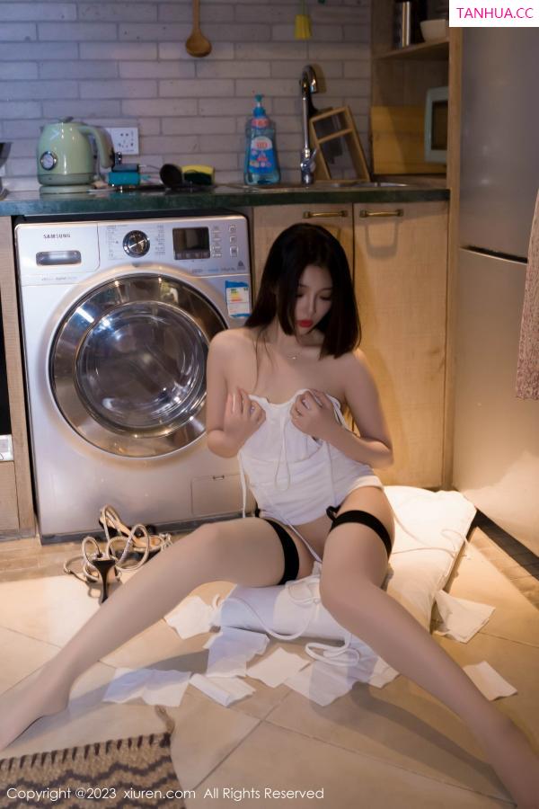 冯木木LRIS  [XiuRen]高清写真图 2023.09.12 No.7371 冯木木LRIS 美腿妩媚第67张图片